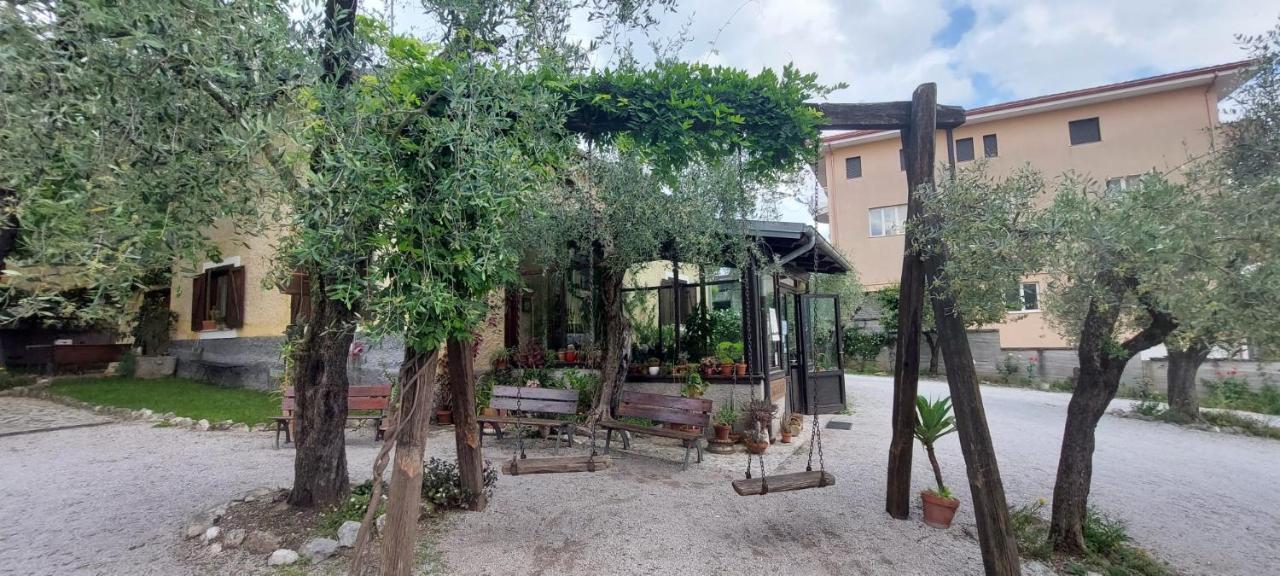 Agriturismo Macchiapiede Сала-Консилина Экстерьер фото
